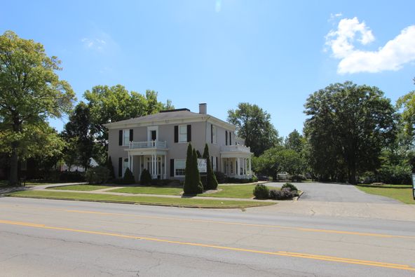 318 Main St, Shelbyville, IL 62565